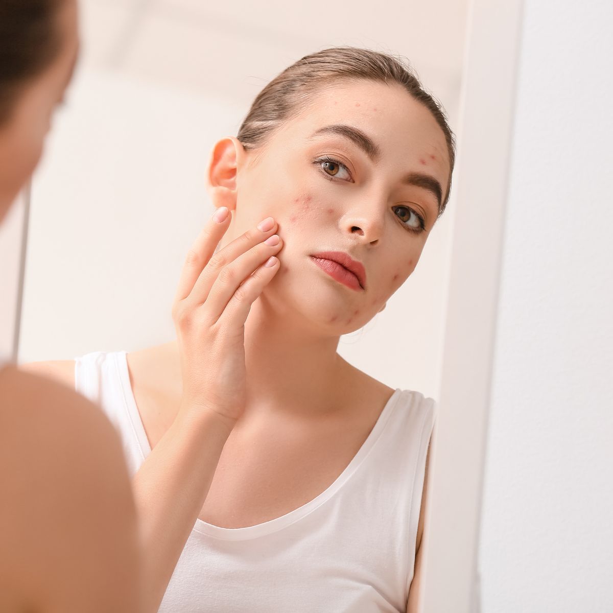 Sensitive Skin Care: Gentle Routine for Healthy and Calm Skin